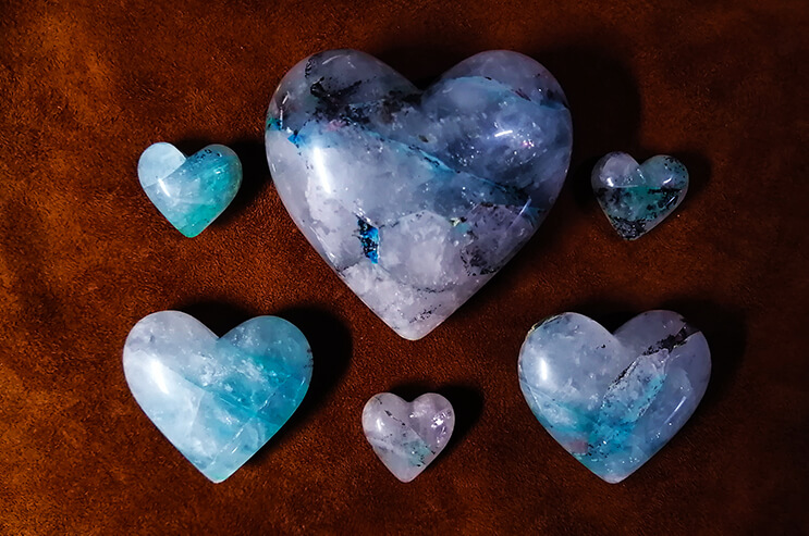 Chrysocolla in Quartz hearts