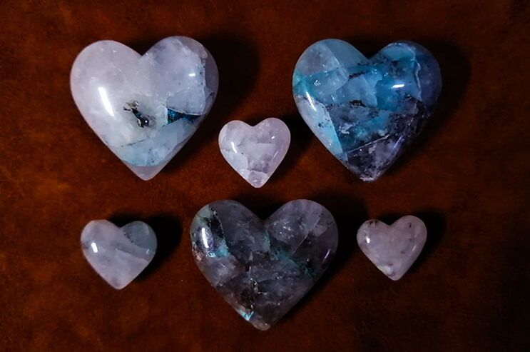 Chrysocolla in Quartz hearts