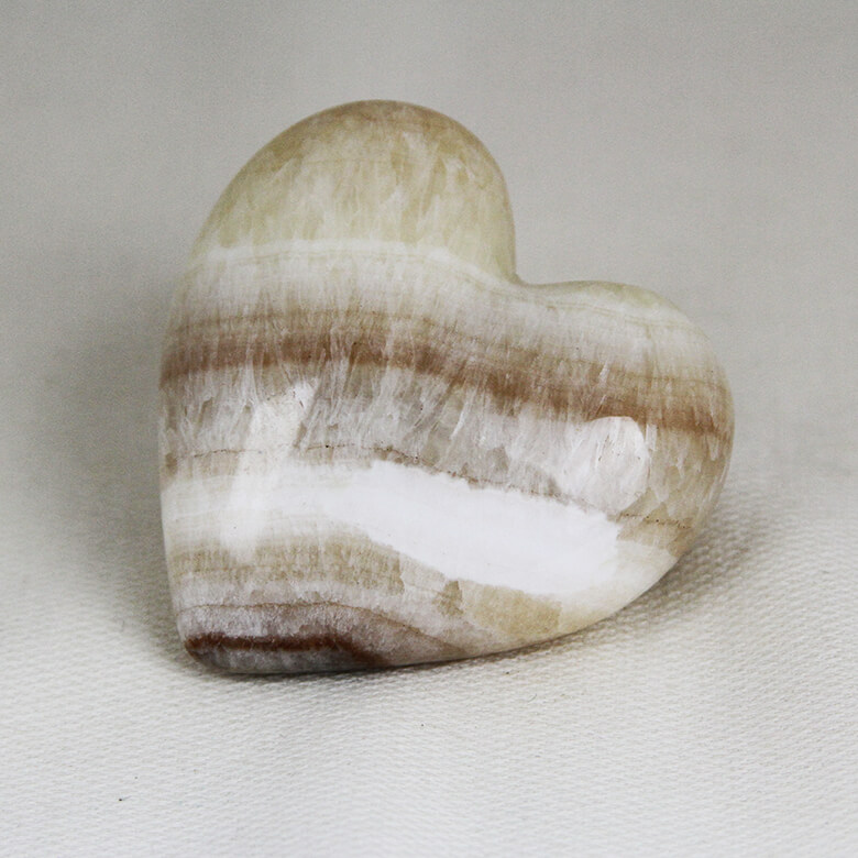 Coati aragonite heart