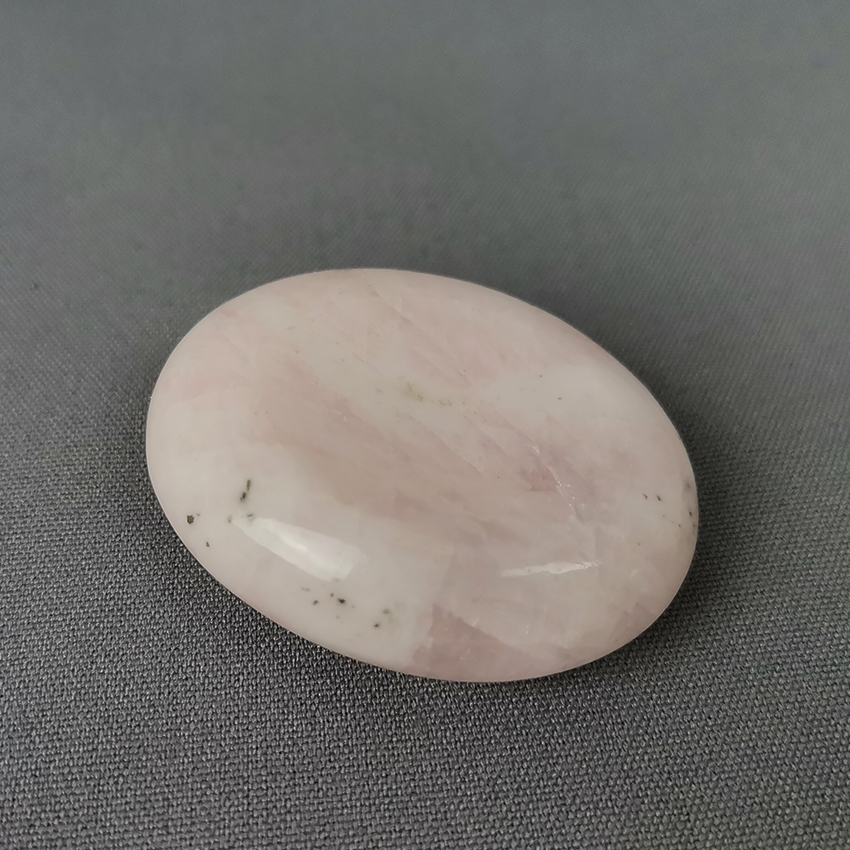 manganocalcite worry stone