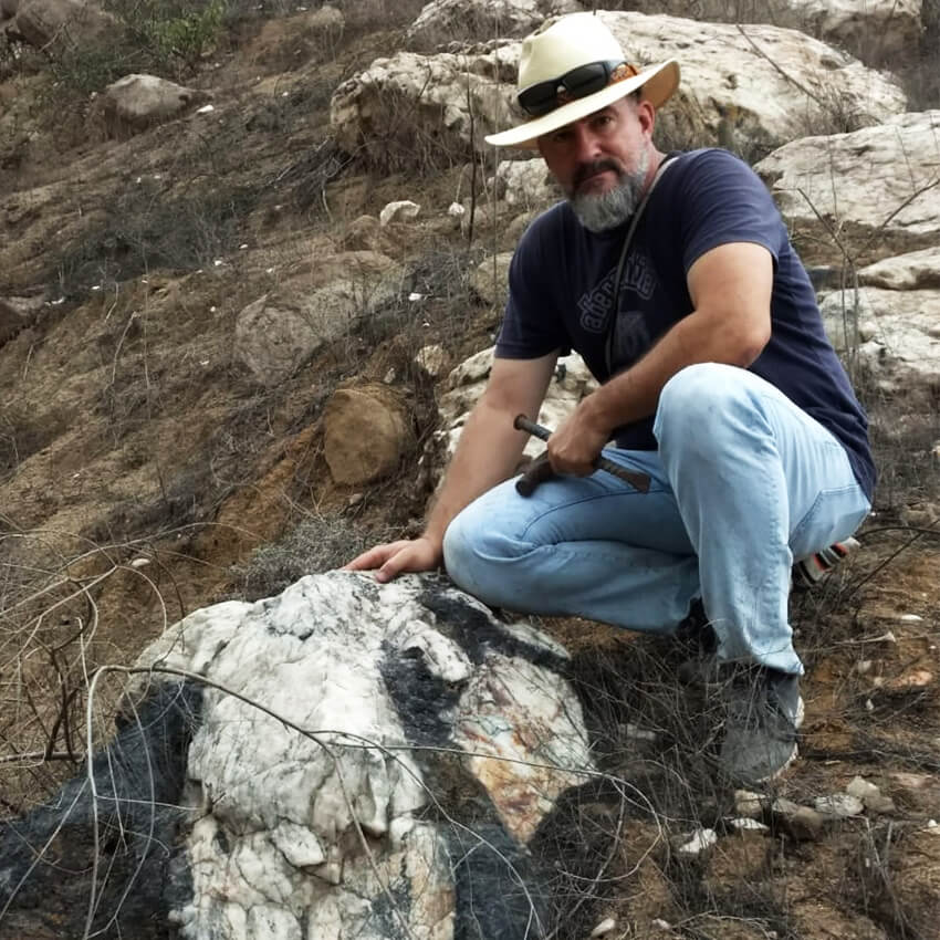 Crystal Mining Stefan Austermühle, Gemrock Peru