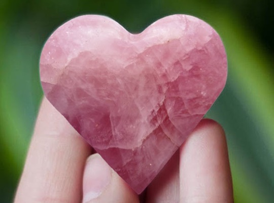 rose-quartz-heart arrow