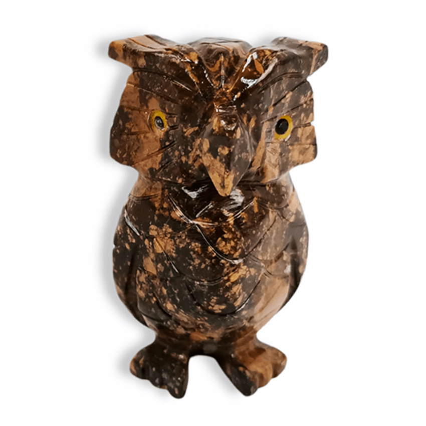Owl carved in soapstone e t