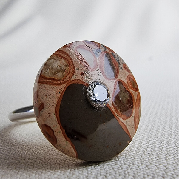 Sterling silver ring with Leopardite disk 001 f en Collection Orbita: silver ring with Leopardite disk