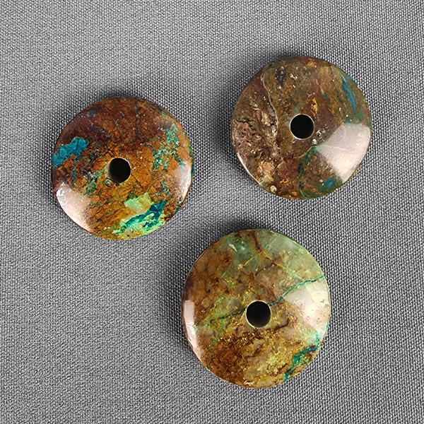 Chrysocolla free forms