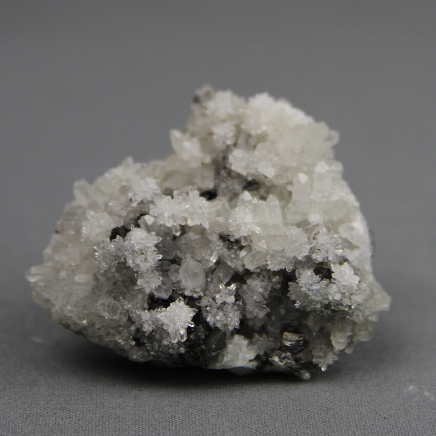 ESP219 Quartz crystal cluster ti