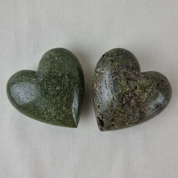 Epidote hearts ti