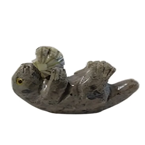 Marine Otter with shell