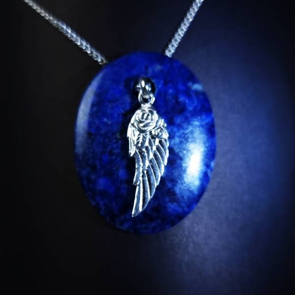 personalized jewelry silver pendant on carved lapuis lazuli crystal backplate
