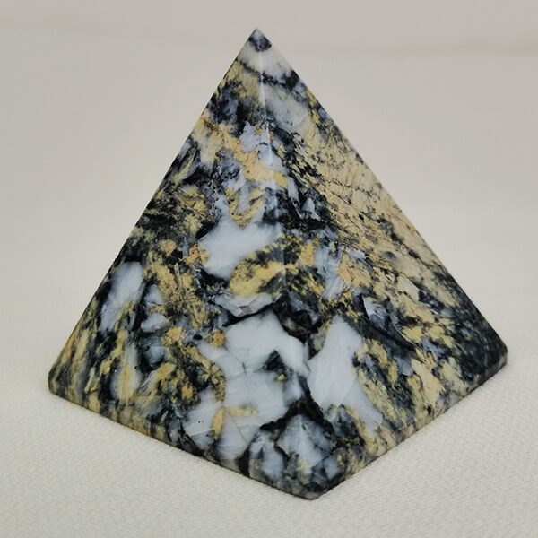 Canadian Pinolite pyramid ethical crystals gemrock 01