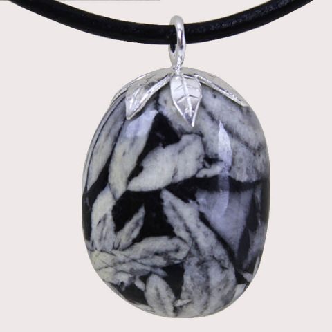 Canadian Pinolite tumbled stone pendant ethical jewelry Gemrock