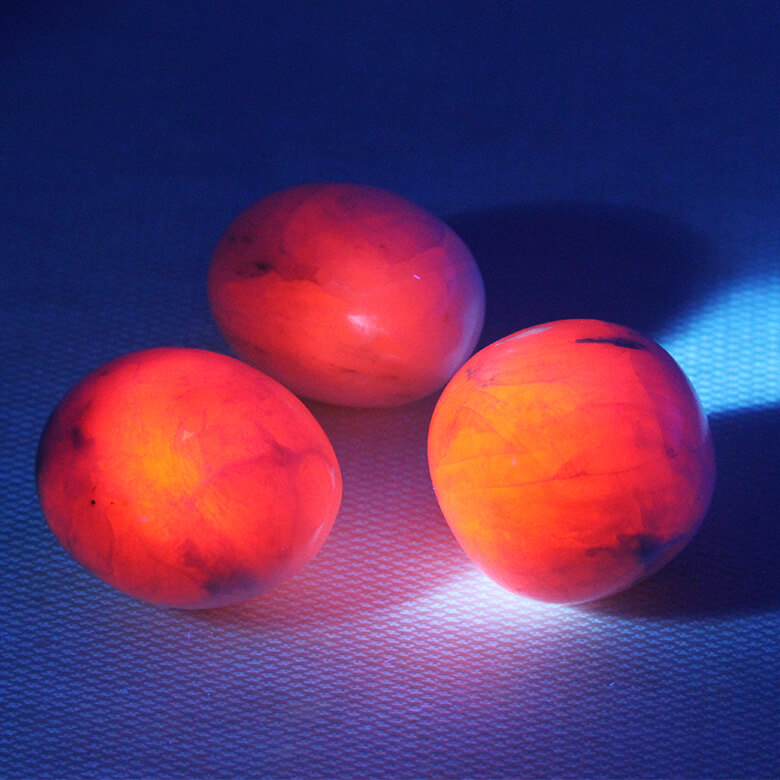 Manganocalcite UV gratitude stones ti