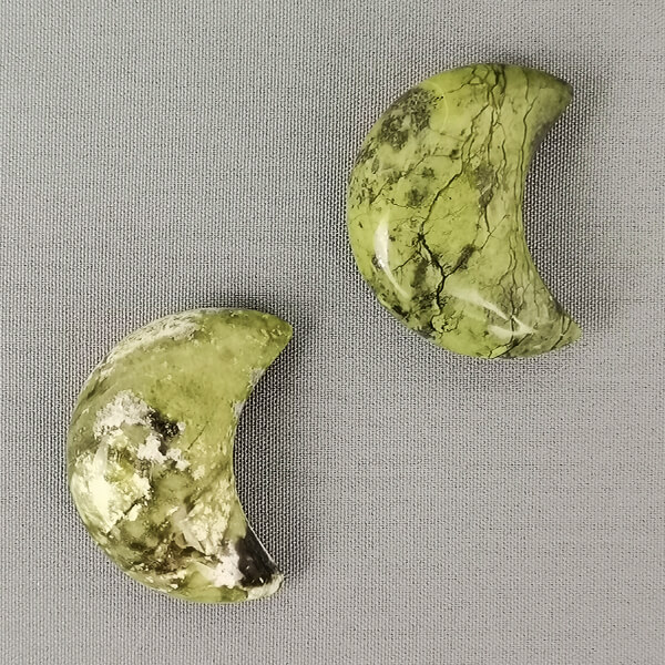 Serpentinite Crystal Moons ethical crystals Gemrock