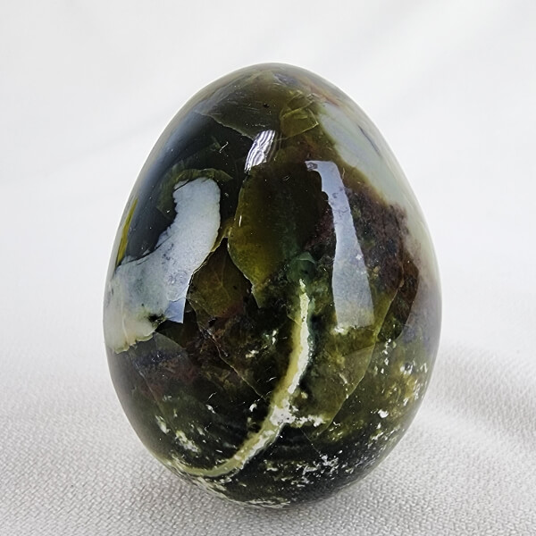 Serpentinite crystal eggs ethical crystals Gemrock
