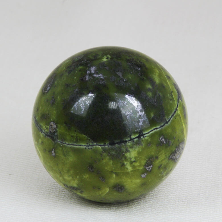 Serpentinite sphere ethical crystals Gemrock 4