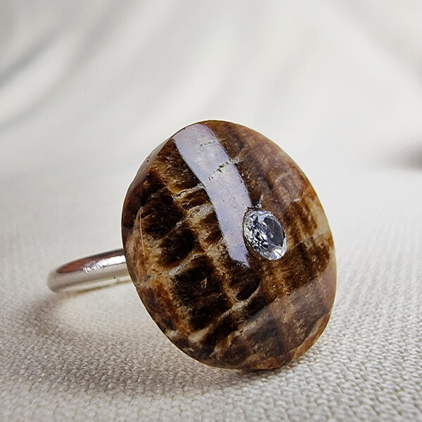 Top-quality aragonite crystal ring gemrock jewelry Top-quality aragonite crystal ring gemrock ethical jewelry