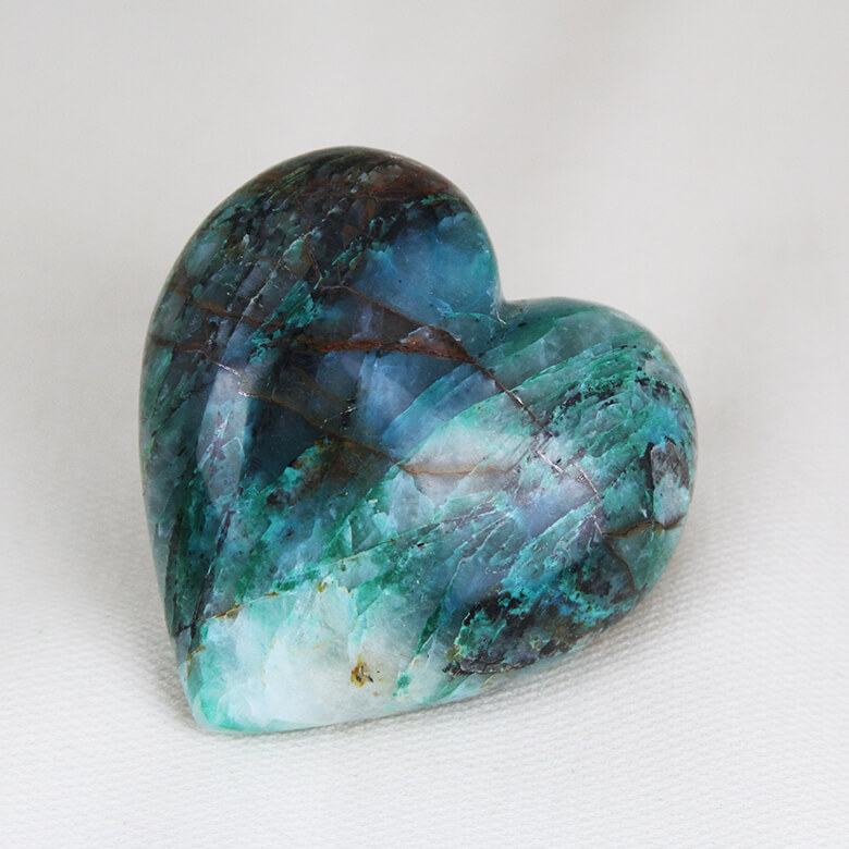 Quantum Cuattro heart ethical crystals Gemrock 13
