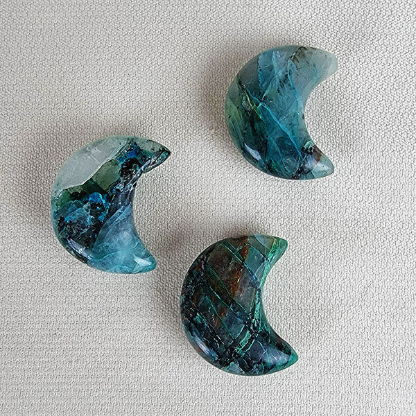 Quantum Cuattro moons ethical crystals Gemrock 01
