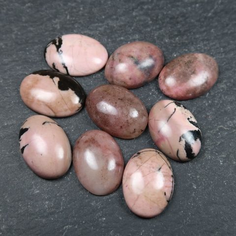 ugly low-quality rhodonite cabochons rhodonite gemstone quality standard 01 ugly low-quality rhodonite cabochons rhodonite gemstone quality standard 01