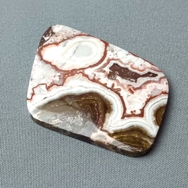 Lace Agate 04 Cabochon lapidary cutting service Gemrock top-quality premium cutting Lace Agate 04 Cabochon lapidary cutting service Gemrock top-quality premium cutting