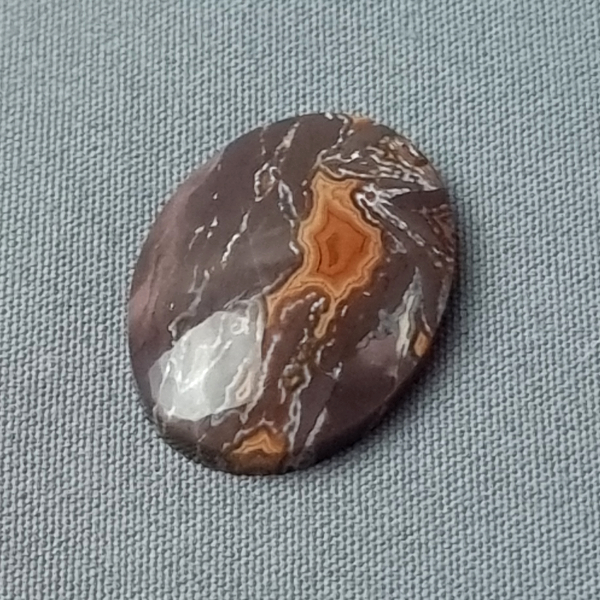 Lagunas Agate Cabochon lapidary cutting service Gemrock top-quality premium cutting Lagunas Agate Cabochon lapidary cutting service Gemrock top-quality premium cutting