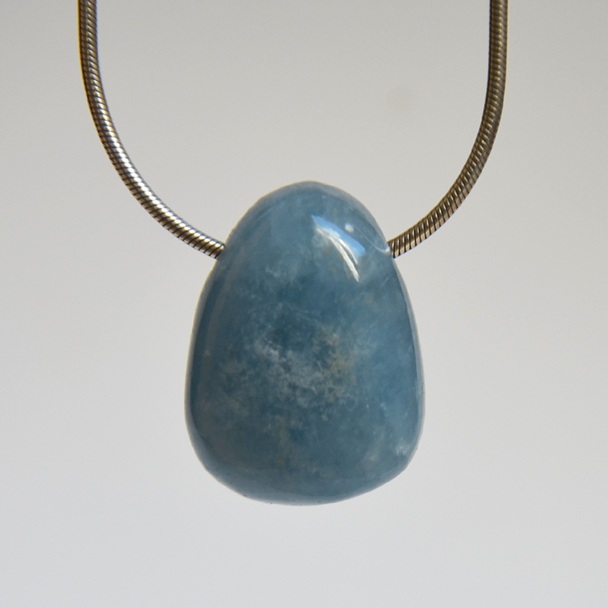 Drilled tumbeld stone pendant wholesale