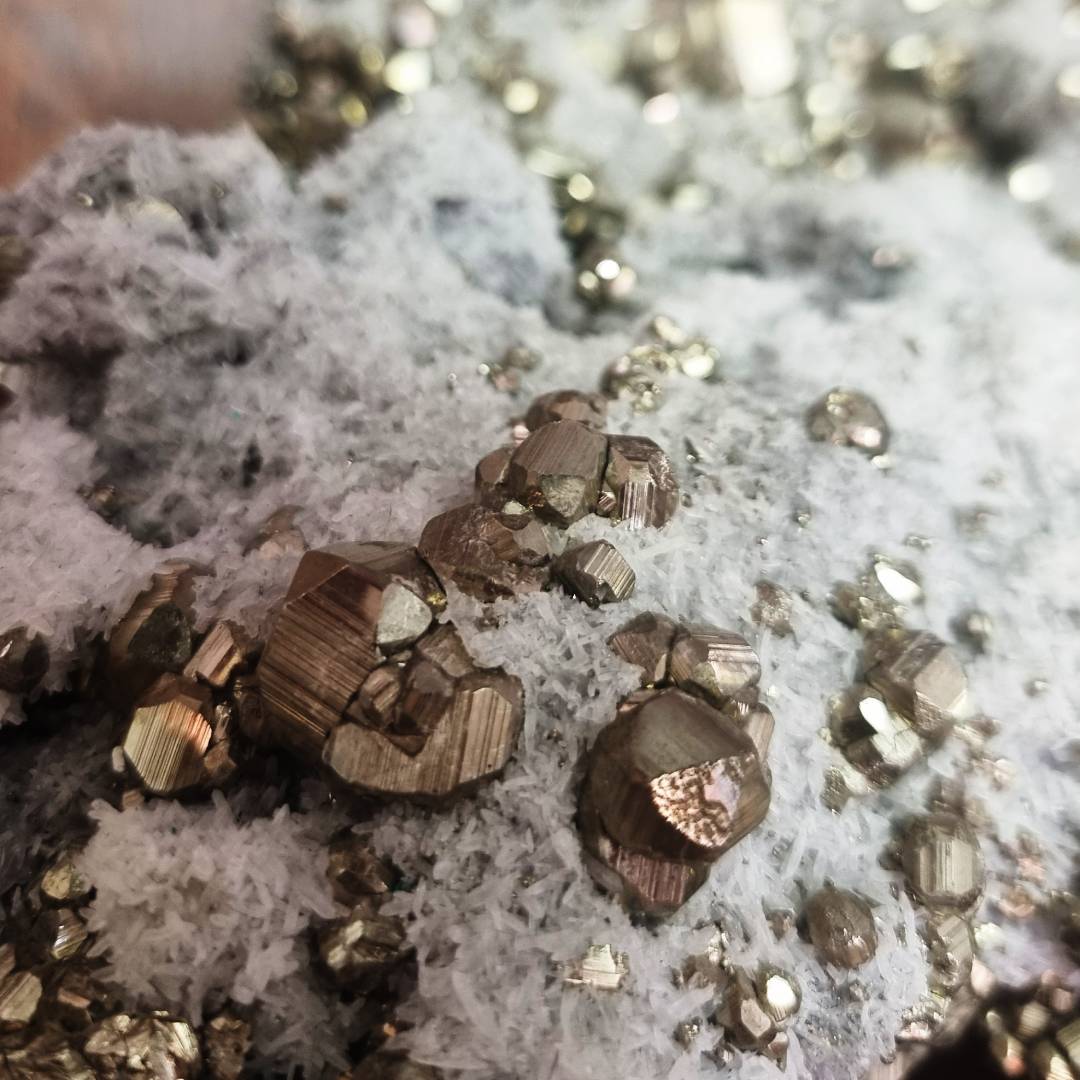 pyritohedron pyrite crystals on quartz clearance sales offer