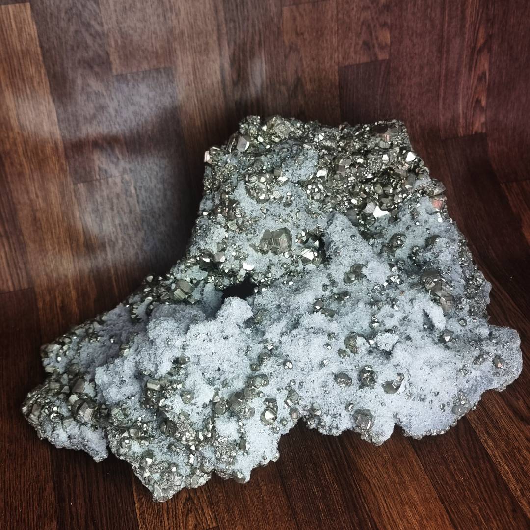 pyritohedrons pyrite crystals on quartz show piece clearance sale offer