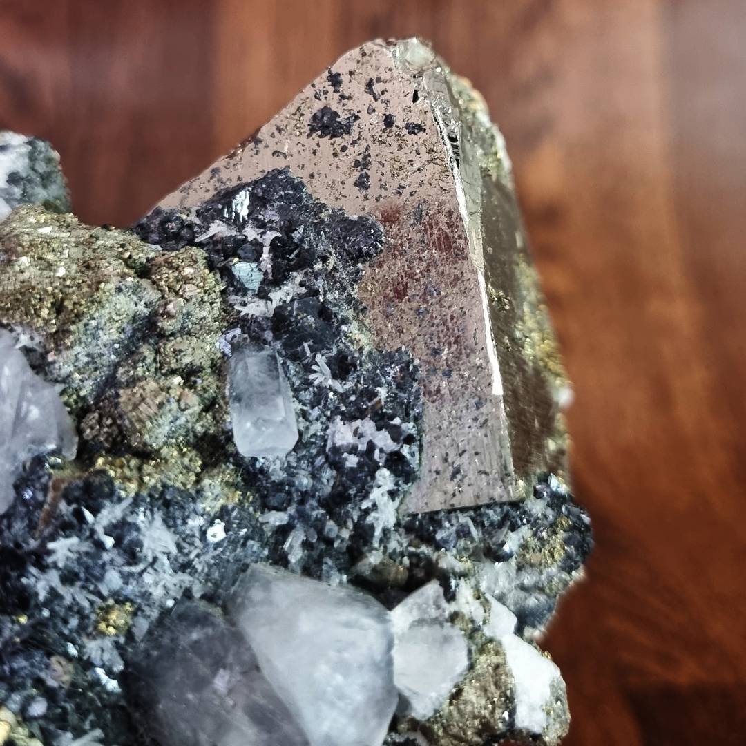 pyrite crystals, fluorescent calcite, apatite, quartz, chalcopyrite, and sphalerite clearance sale offer
