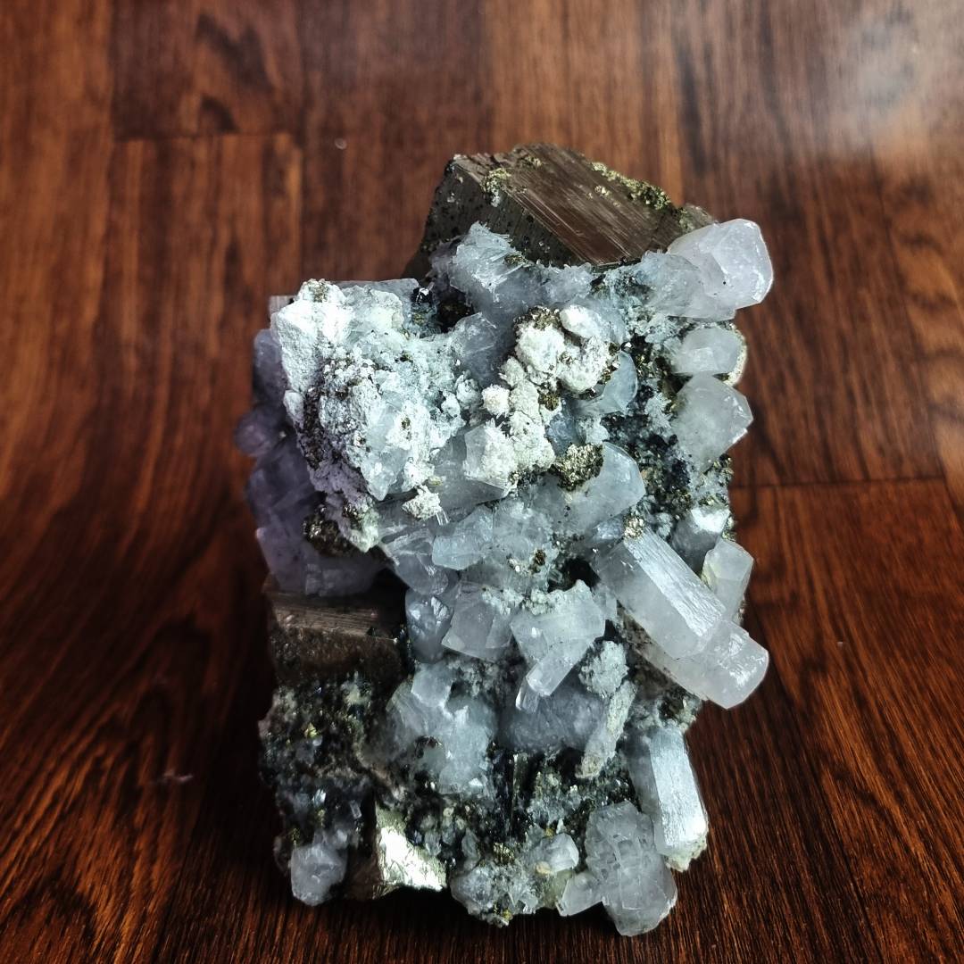 pyrite chalcopyrite sphalerite fluorescent calcite quartz crystal cluster clearance sales offer