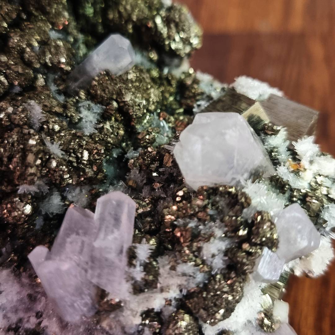 pyrite chalcopyrite fluorescent calcite, sphalerite, quartz clearance sales offer