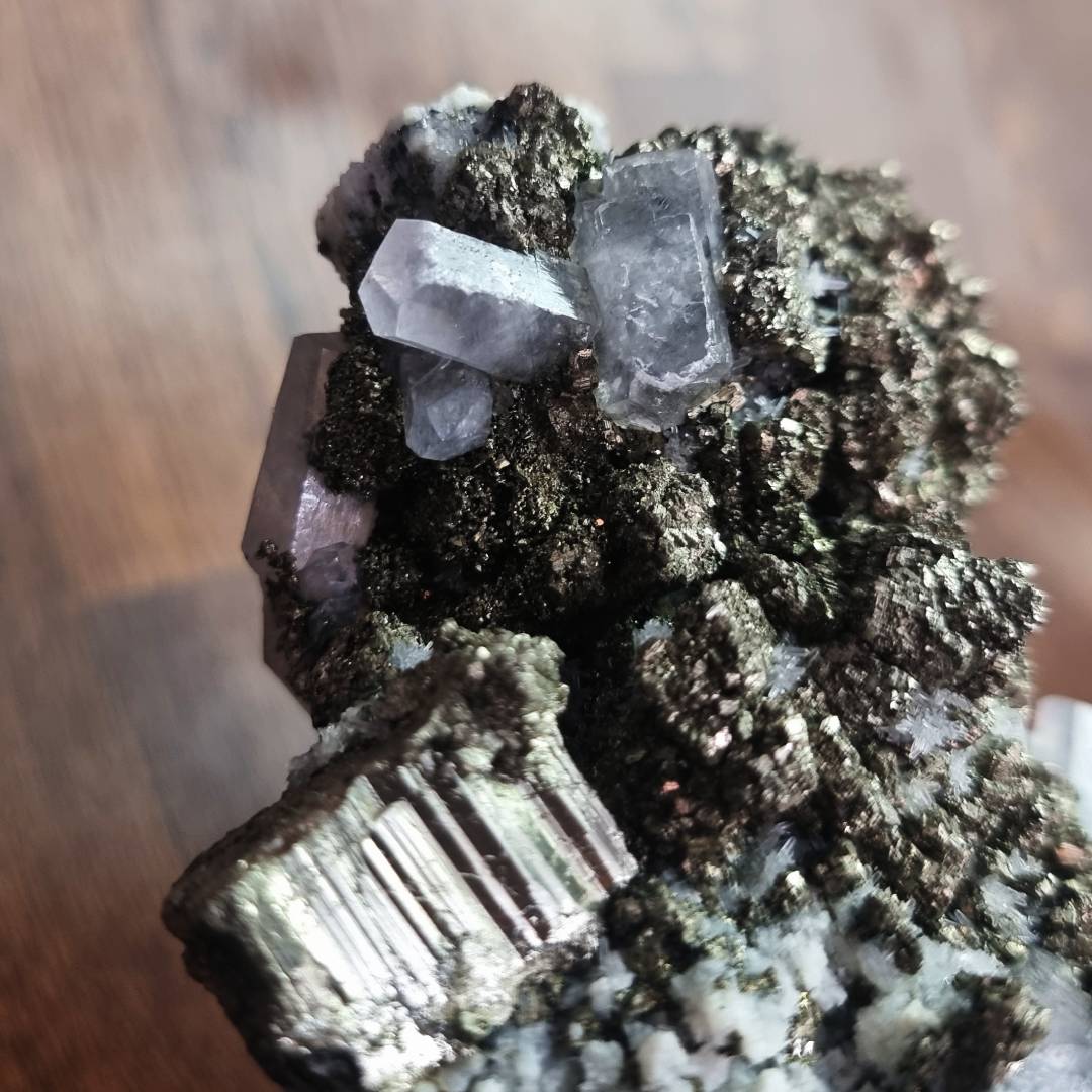 pyrite chalcopyrite fluorescent calcite, sphalerite, quartz clearance sales offer