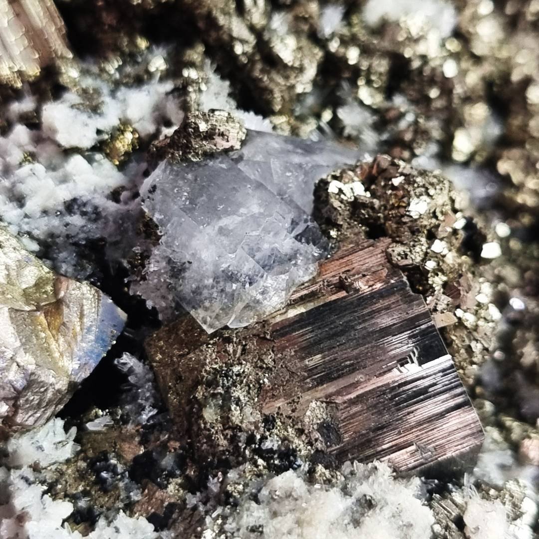 pyrite chalcopyrite fluorescent calcite, sphalerite, quartz clearance sales offer