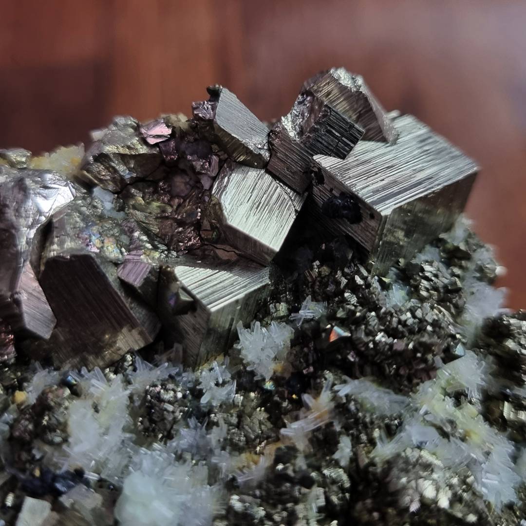 pyrite chalcopyrite sphalerite quartz clearance sales offer