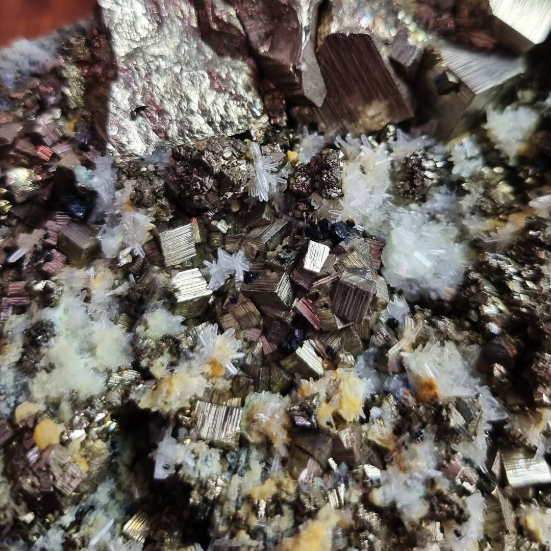 pyrite chalcopyrite sphalerite quartz clearance sales offer