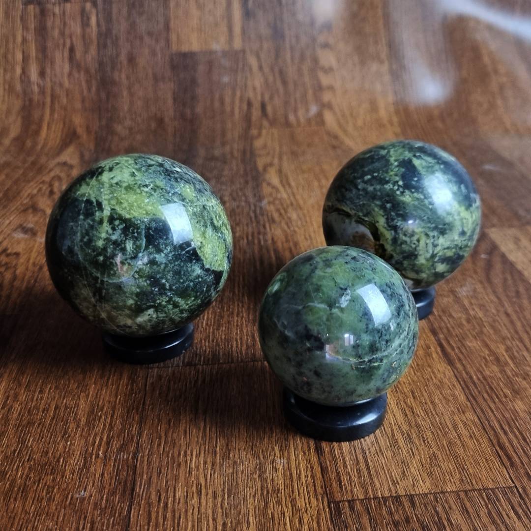 Green jade nephrite spheres Clearance sale offer