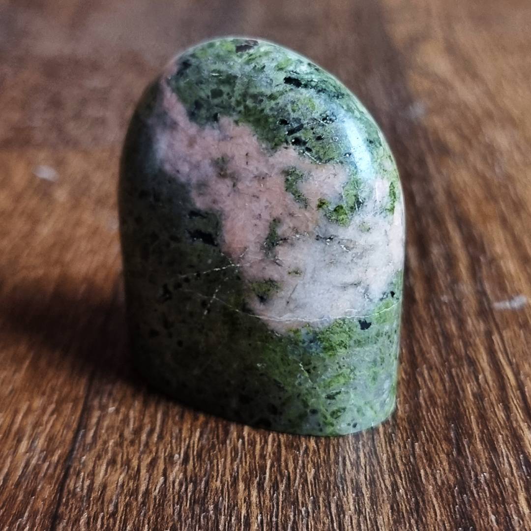 tongue-shaped unakite free-forms clearance sale offer