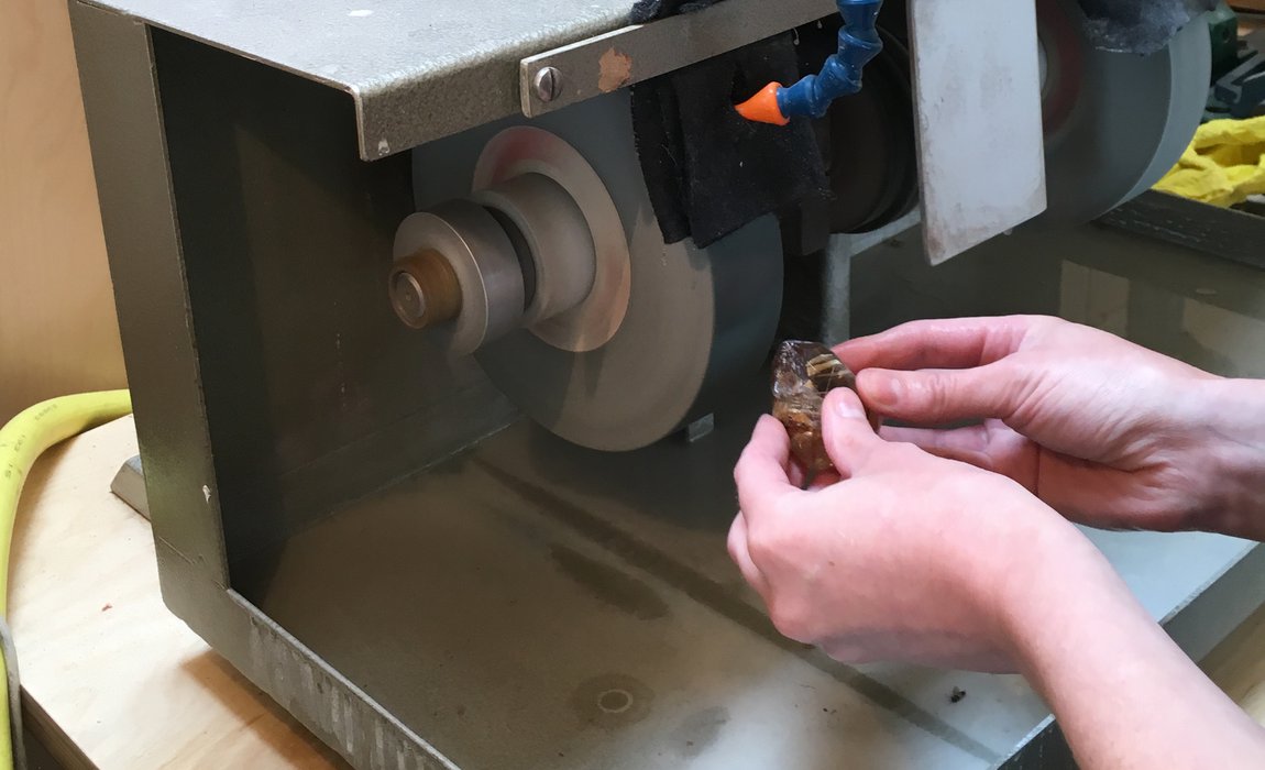 about gemrock ethical crystals (2)