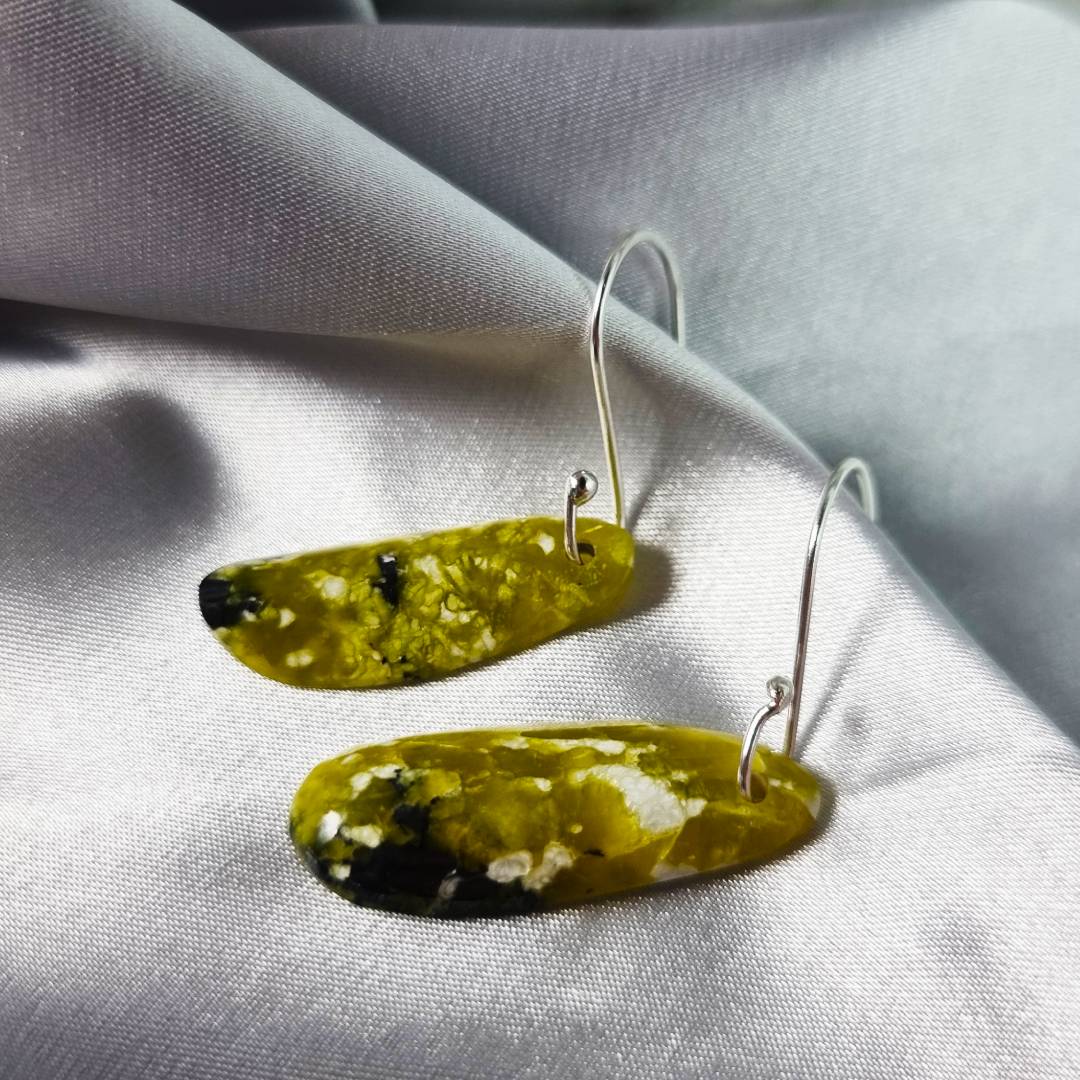 free form crystal earrings lizardite gemrock jewelry