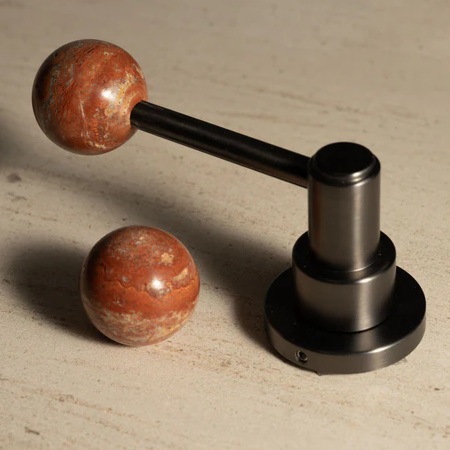 custom lapidary and jewelry production stones and crystal accessories for decor products